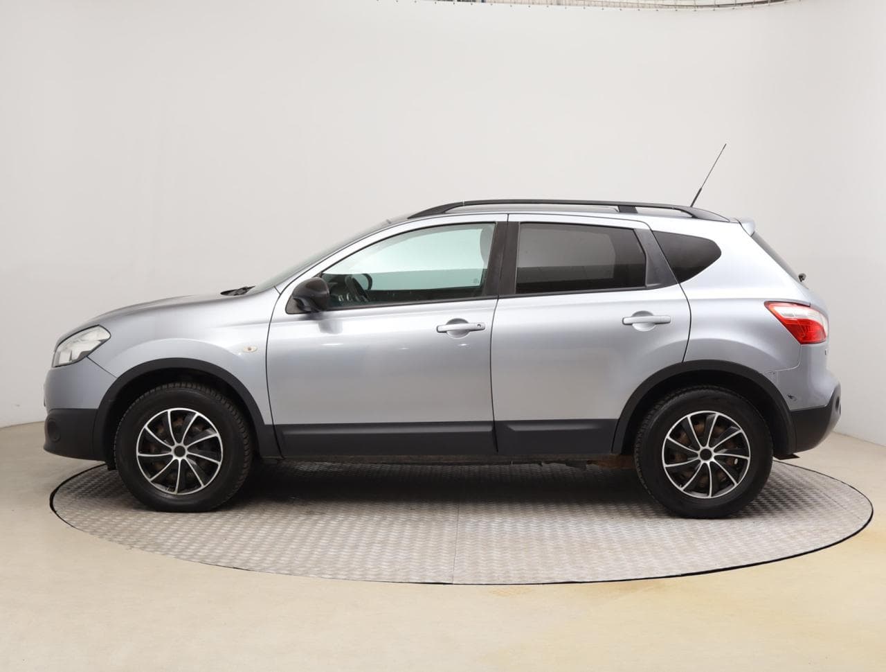 2013 Nissan QASHQAI - 4