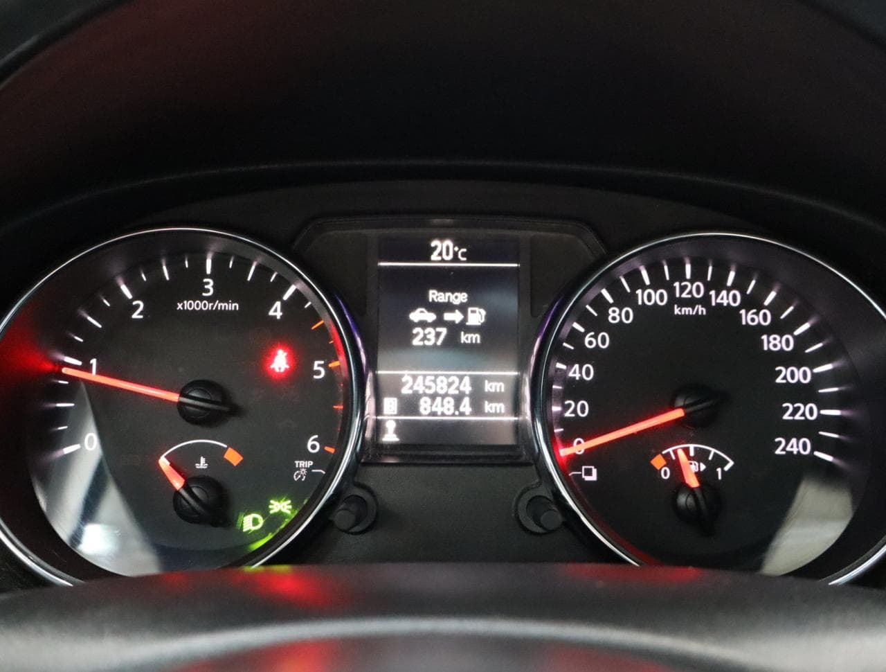 2013 Nissan QASHQAI - 17