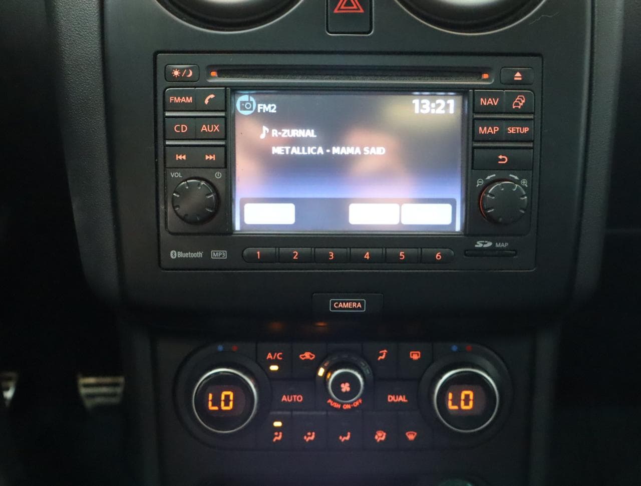 2013 Nissan QASHQAI - 18