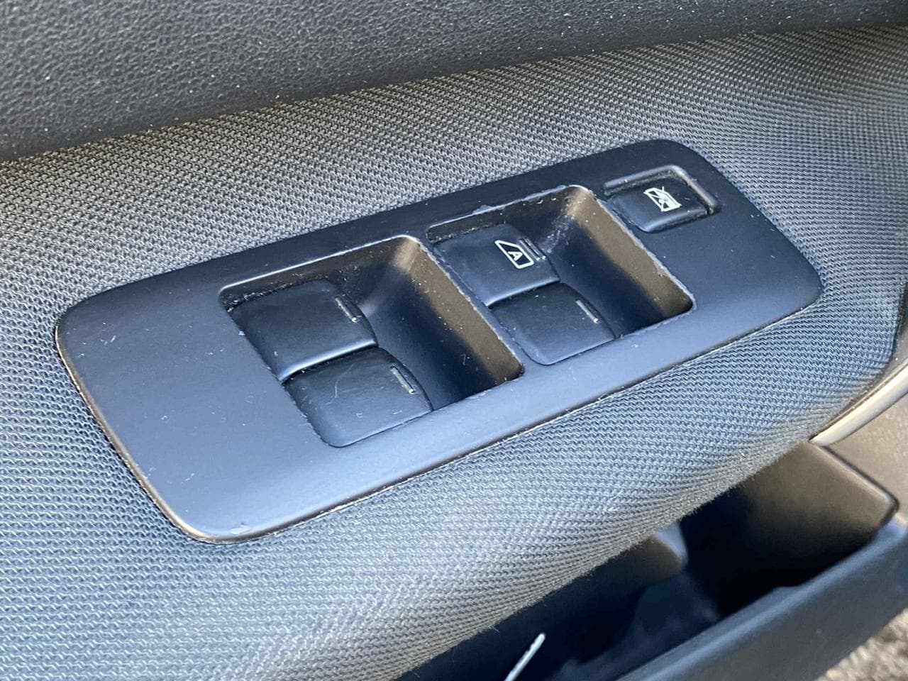 2011 Nissan QASHQAI - 11