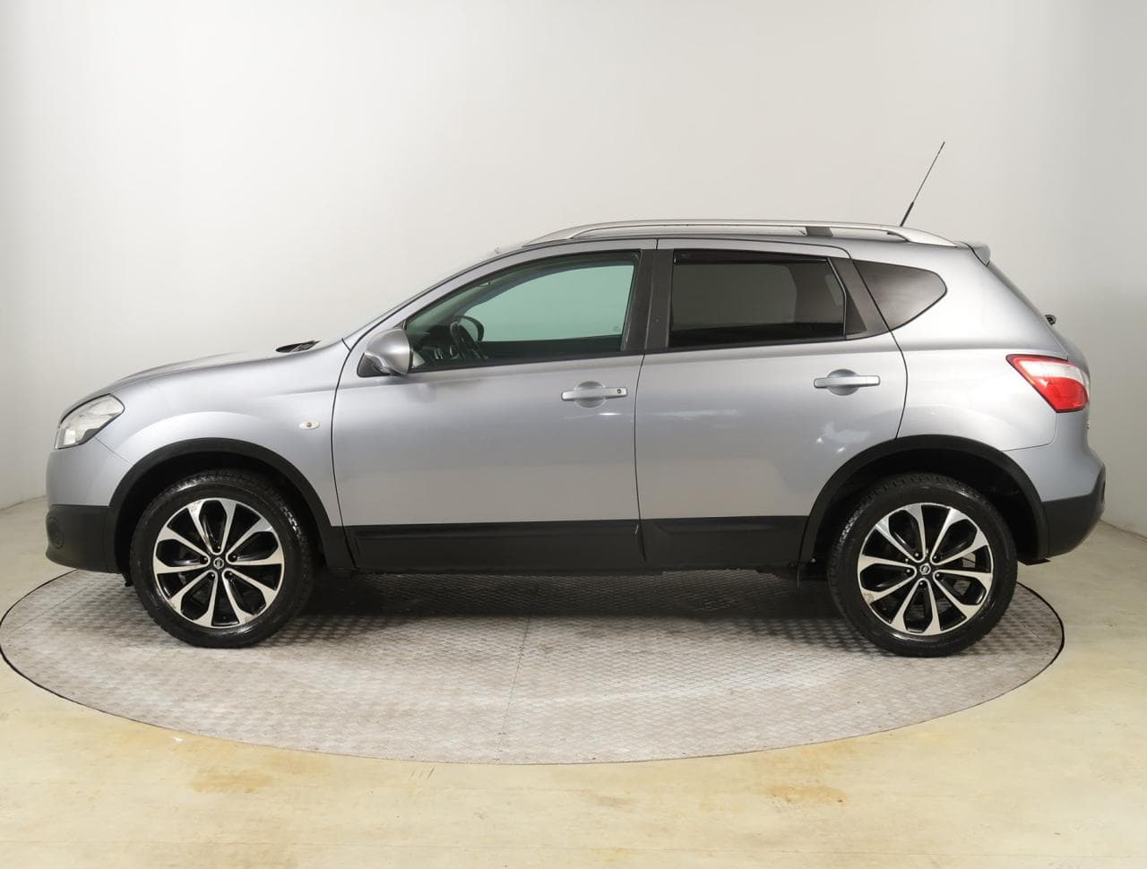 2012 Nissan QASHQAI - 4