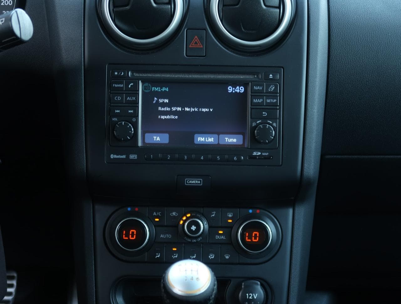 2012 Nissan QASHQAI - 18