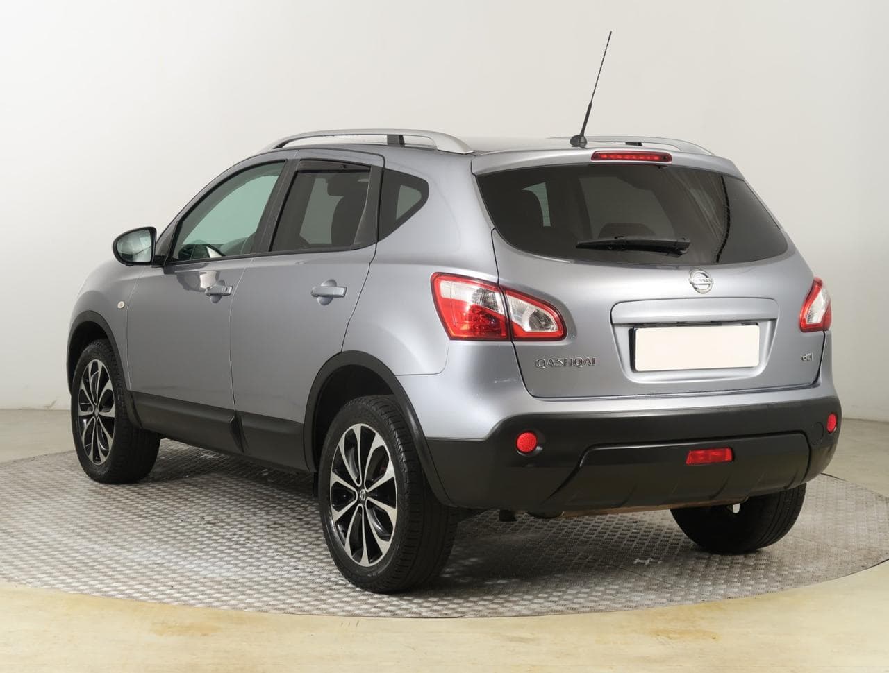 2012 Nissan QASHQAI - 5
