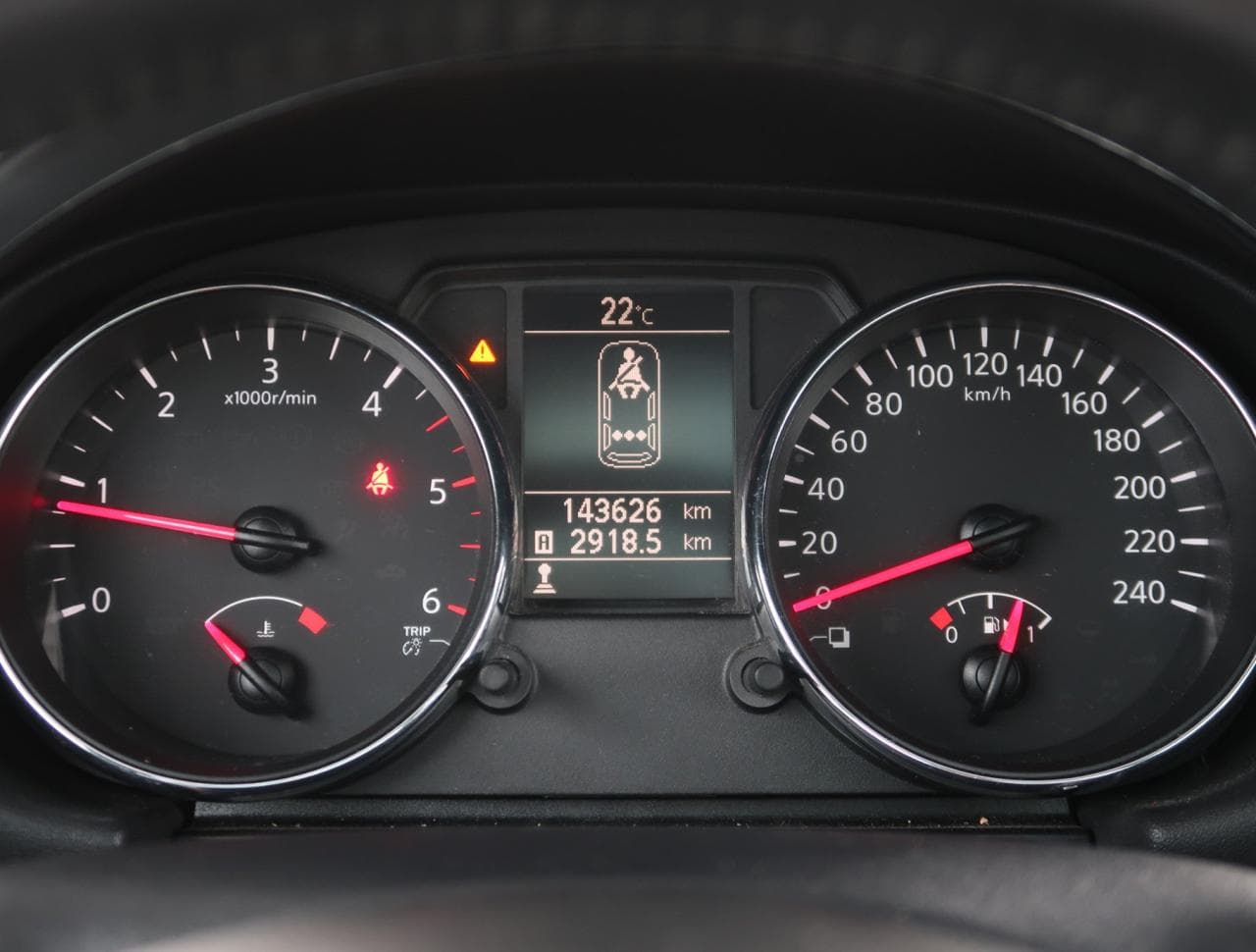 2013 Nissan QASHQAI - 17