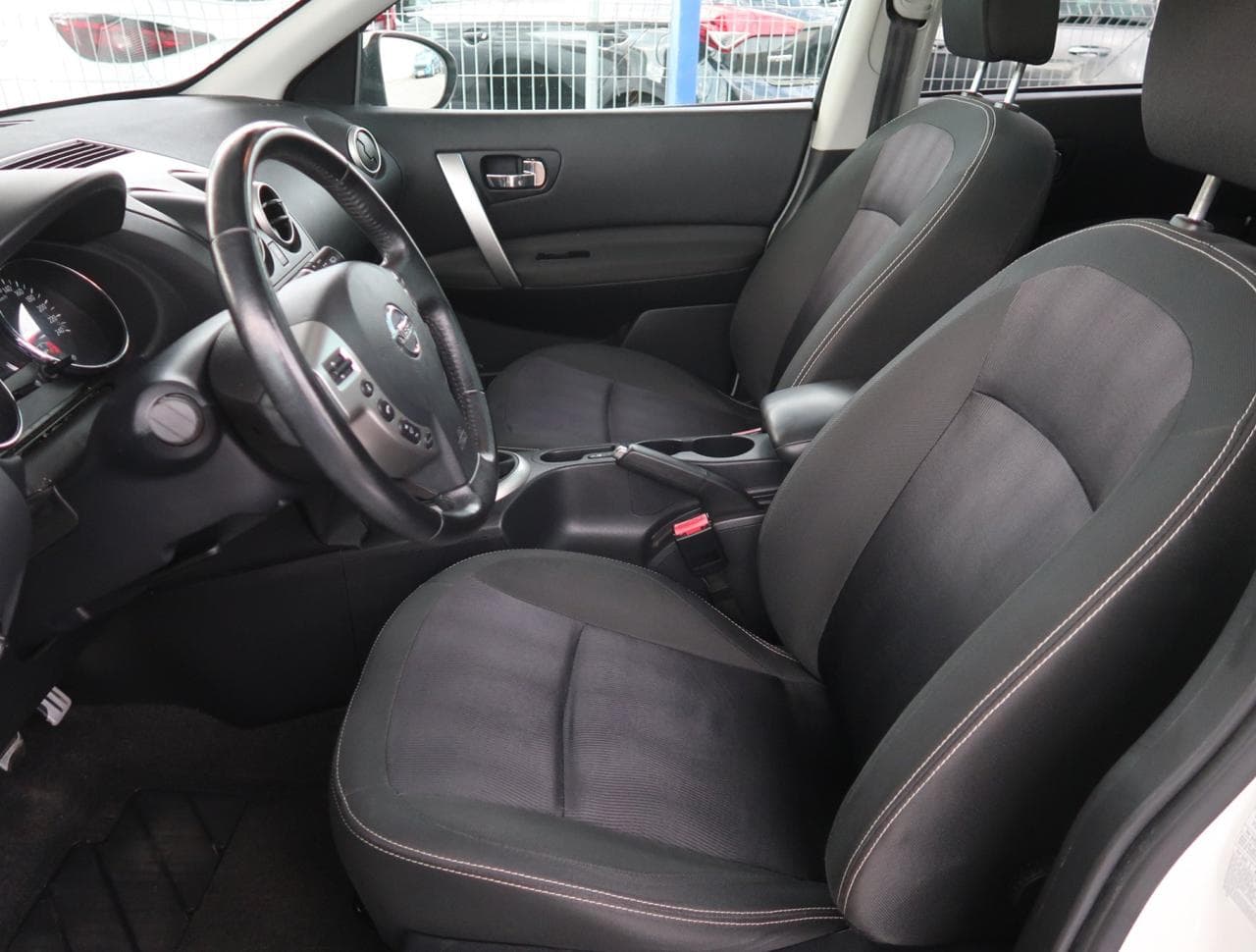 2013 Nissan QASHQAI - 16