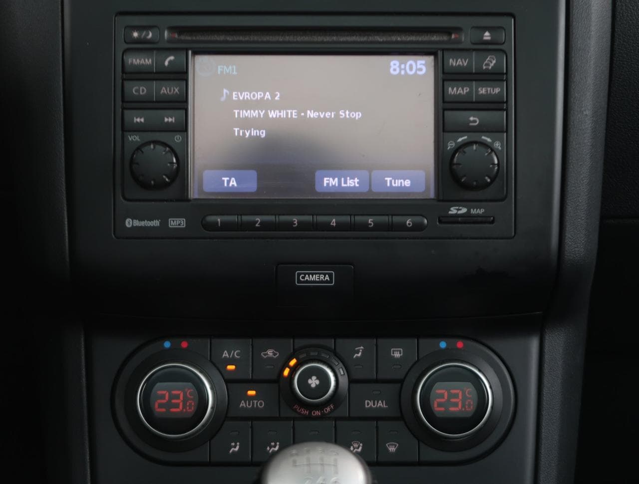 2013 Nissan QASHQAI - 18
