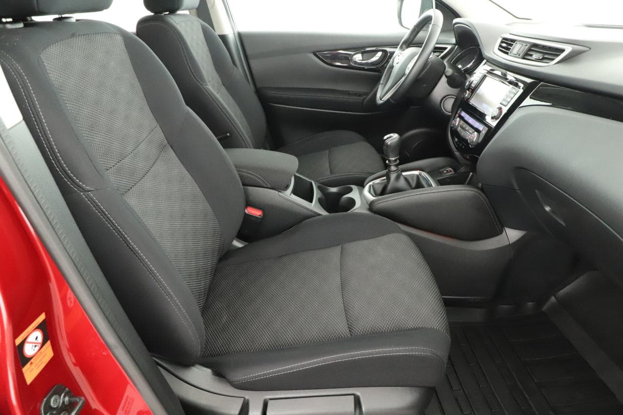 2016 Nissan QASHQAI - 10