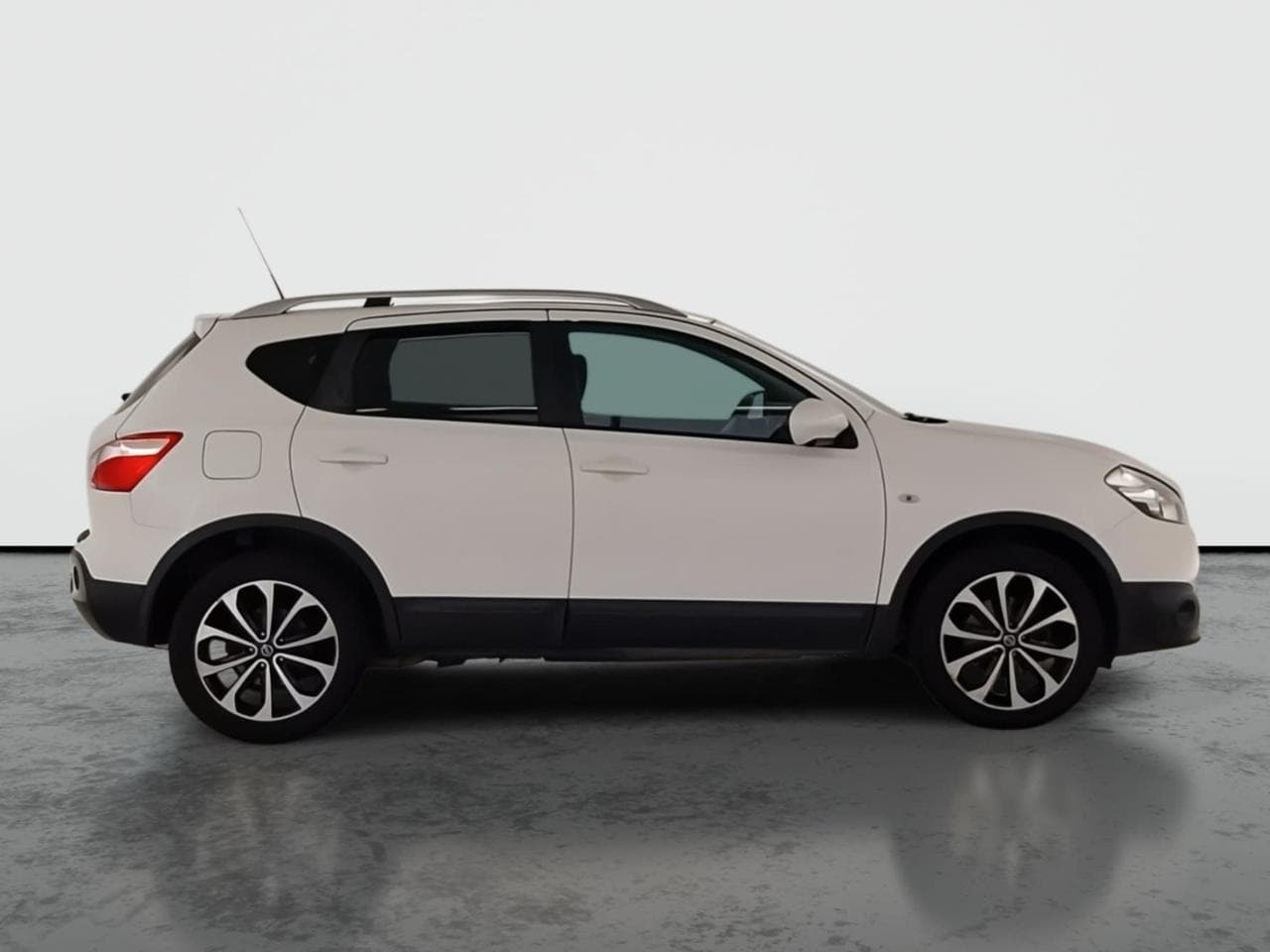 2012 Nissan QASHQAI - 8