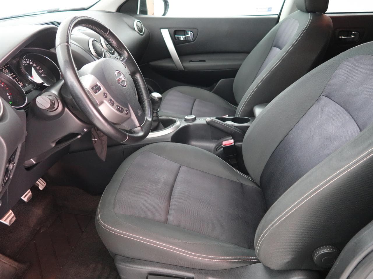 2013 Nissan QASHQAI - 16