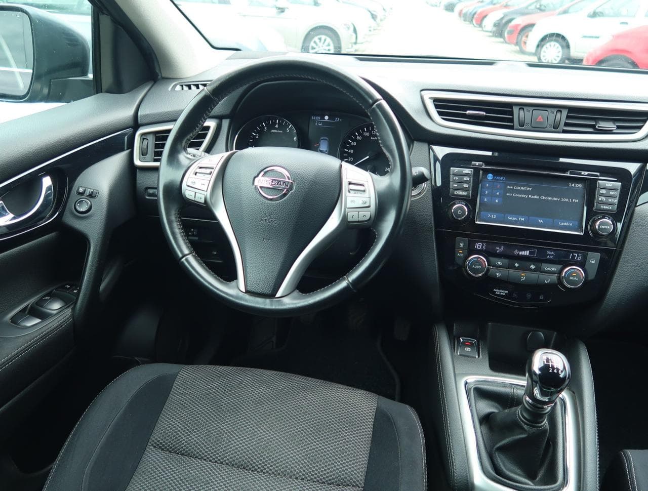 2015 Nissan QASHQAI - 9
