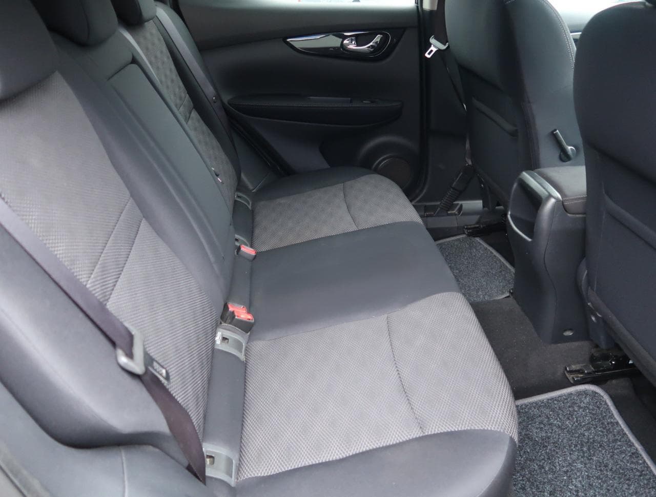 2015 Nissan QASHQAI - 13