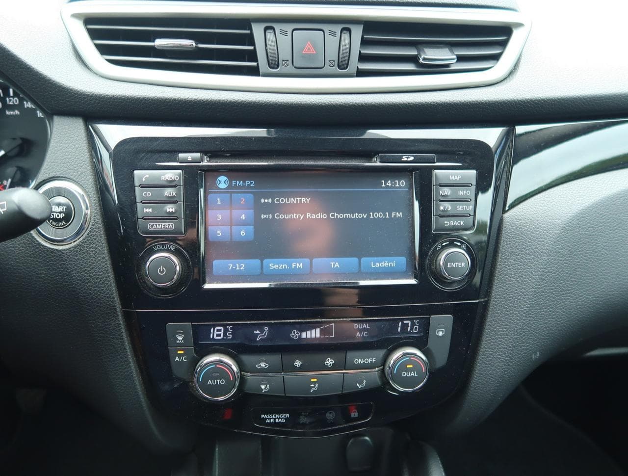 2015 Nissan QASHQAI - 18