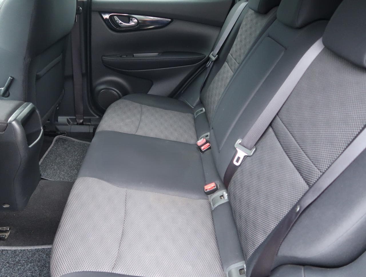 2015 Nissan QASHQAI - 15