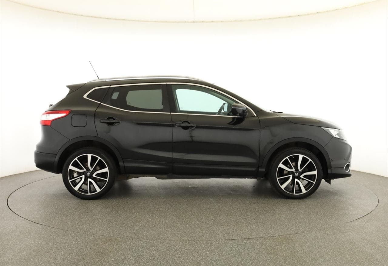 2015 Nissan QASHQAI - 8