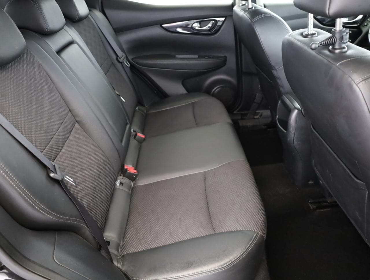 2015 Nissan QASHQAI - 11