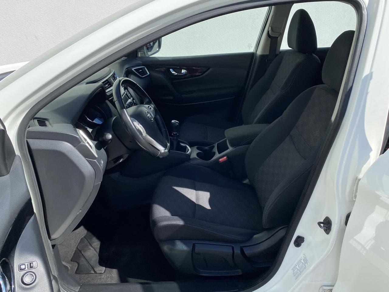 2015 Nissan QASHQAI - 11