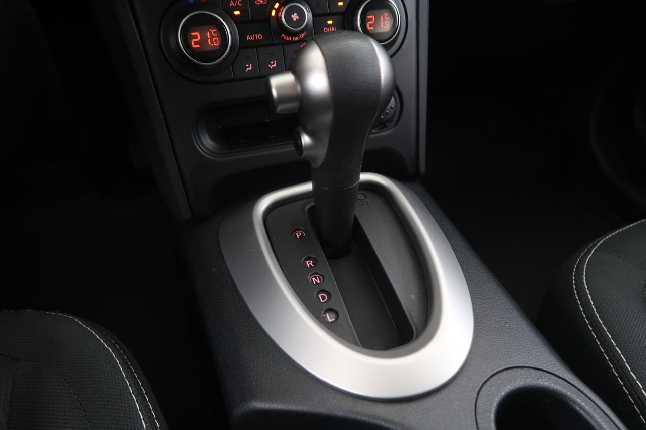 2013 Nissan QASHQAI - 19