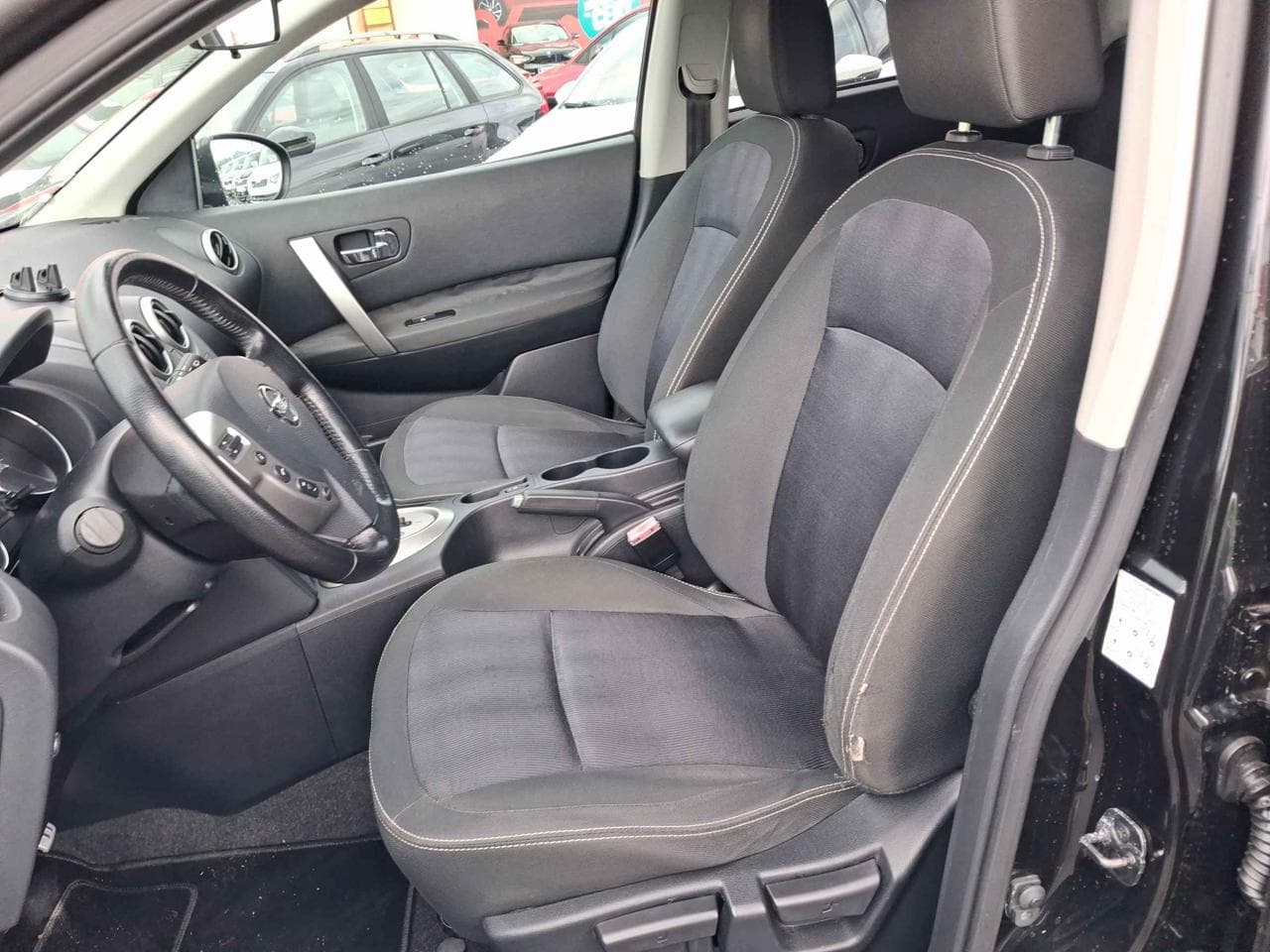 2012 Nissan QASHQAI - 9