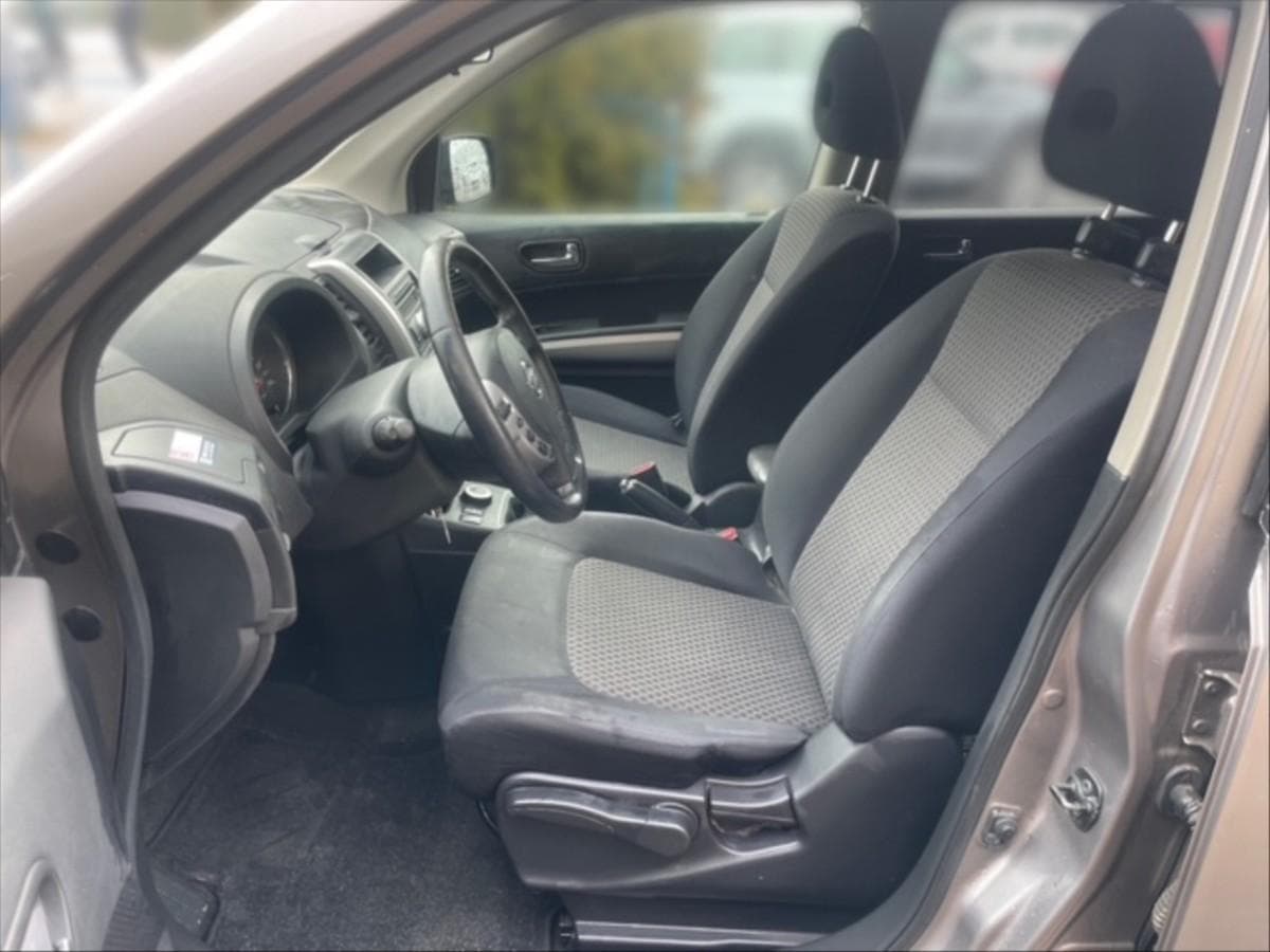 2010 Nissan X-TRAIL - 7
