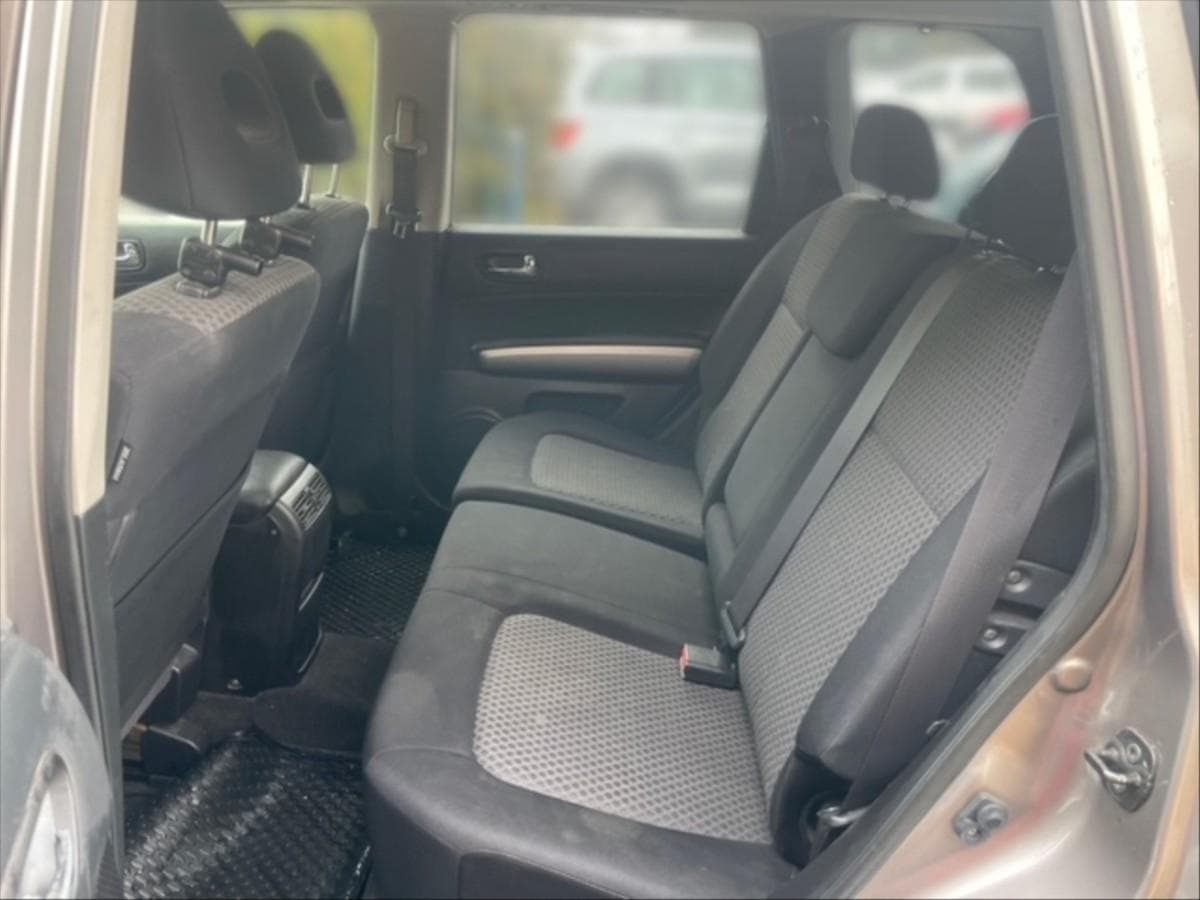 2010 Nissan X-TRAIL - 8