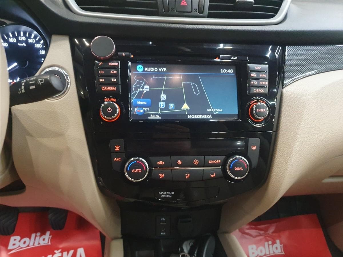 2016 Nissan X-TRAIL - 17