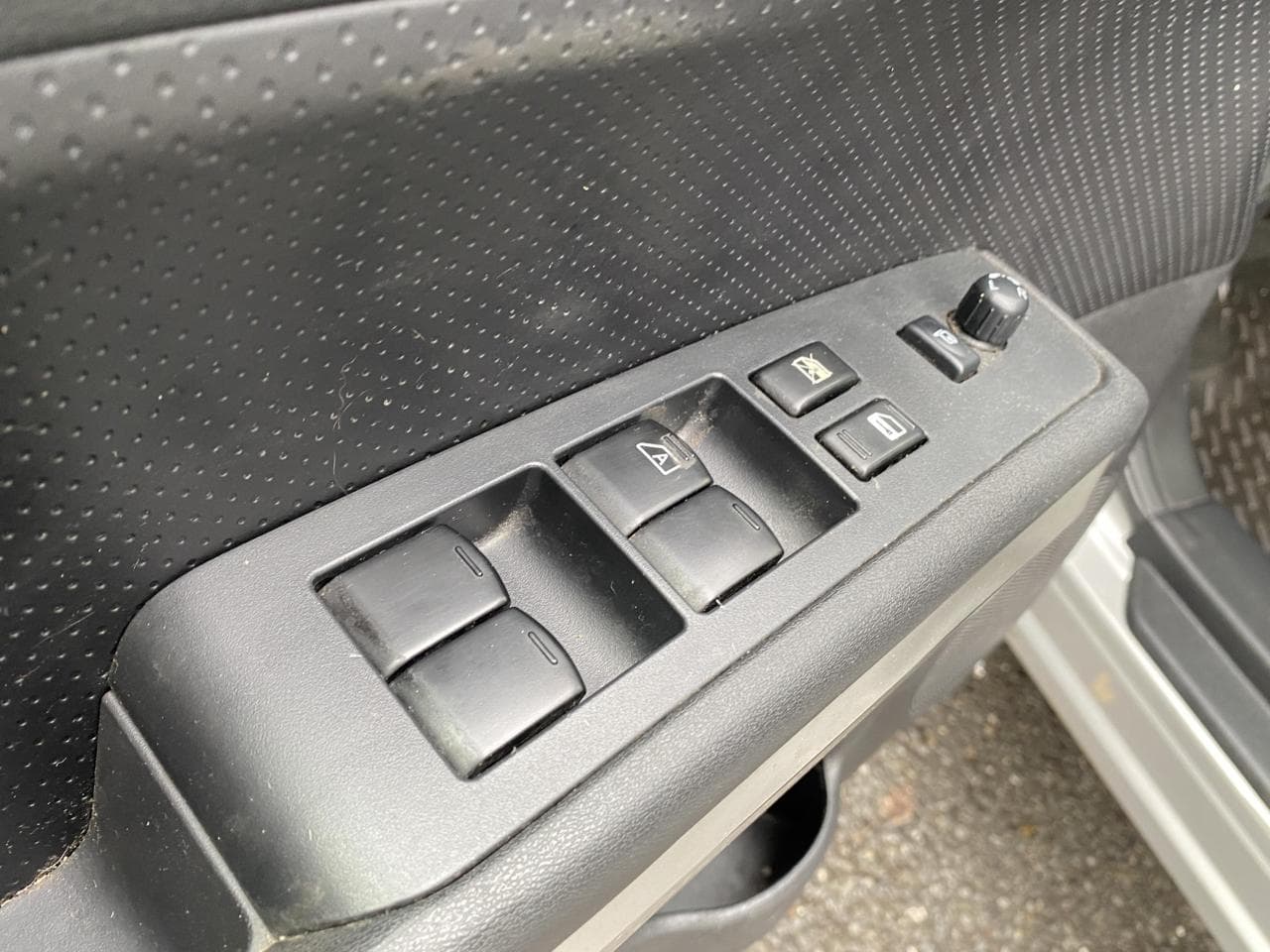 2011 Nissan X-TRAIL - 13