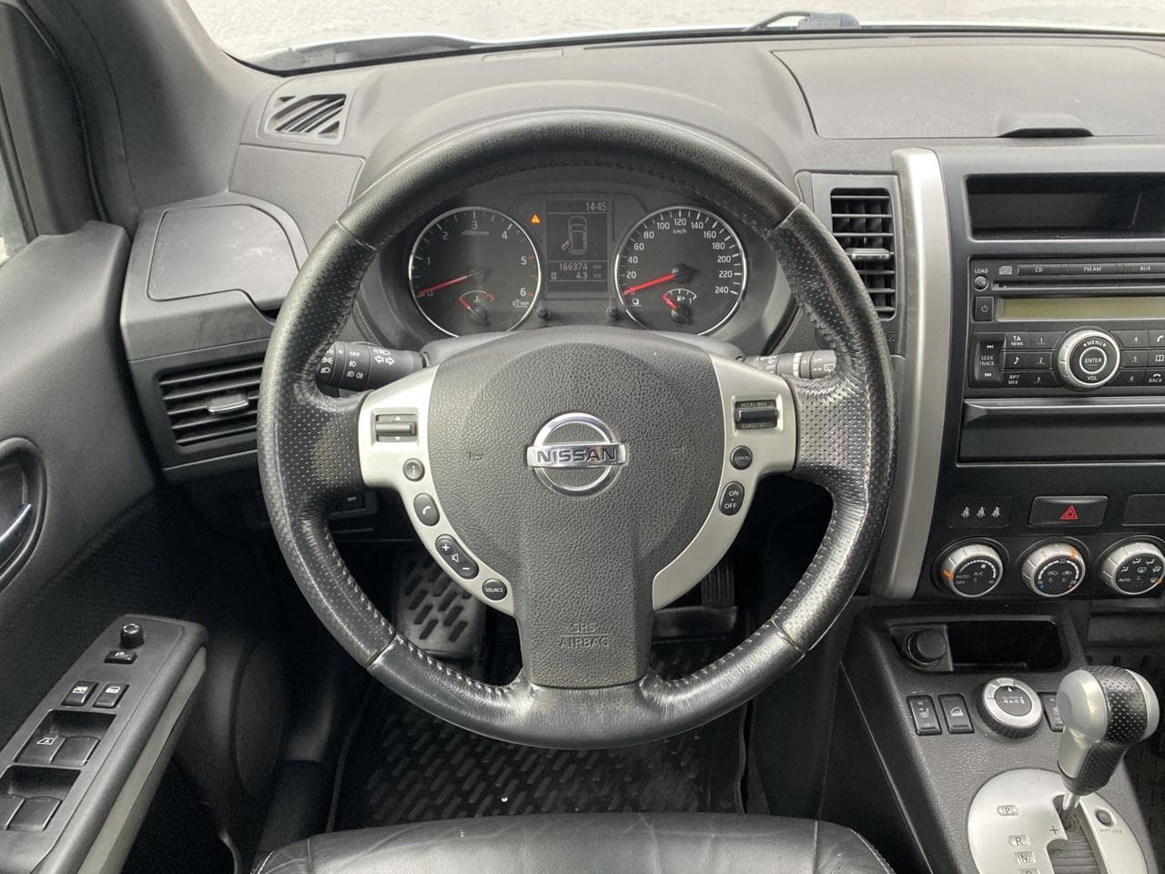 2011 Nissan X-TRAIL - 9