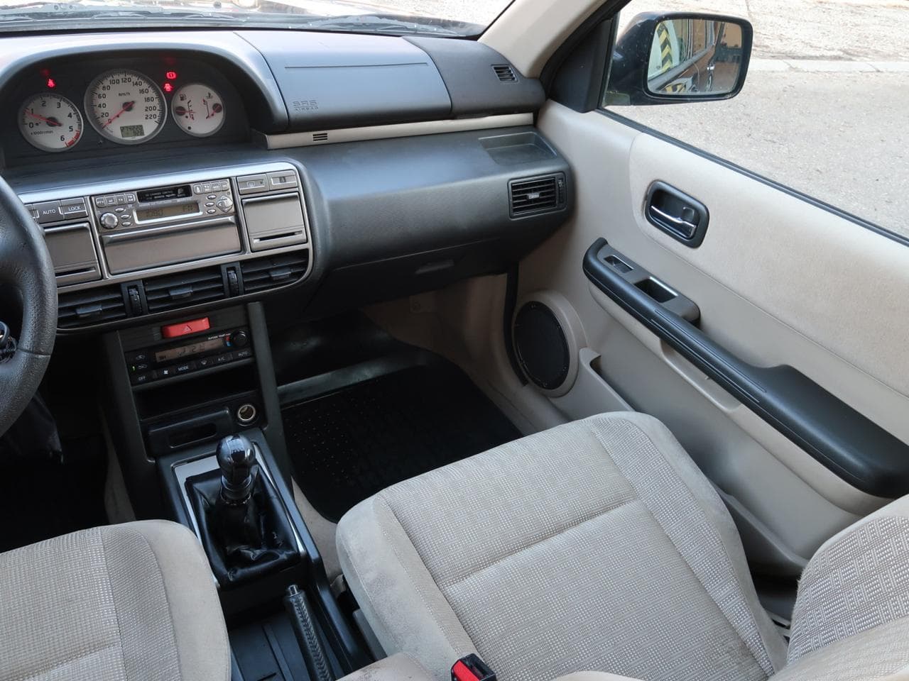 2003 Nissan X-Trail - 11