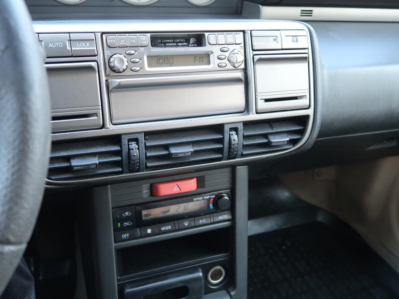 2003 Nissan X-Trail - 18