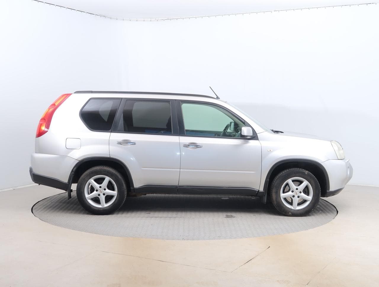 2008 Nissan X-Trail - 8