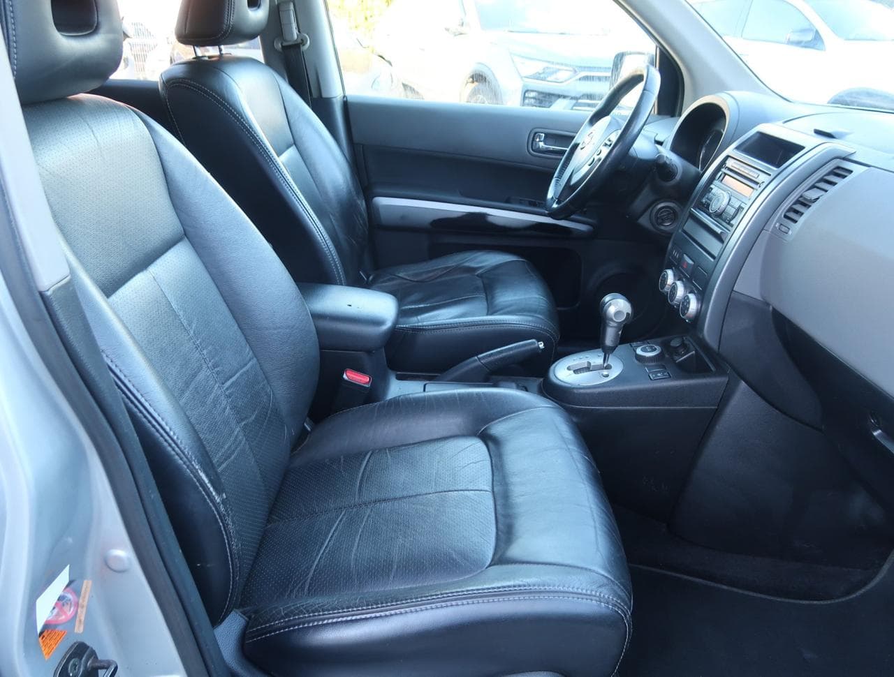 2008 Nissan X-Trail - 12