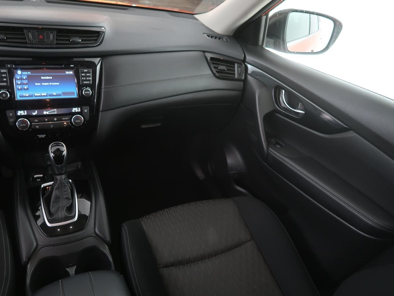 2021 Nissan X-TRAIL - 11