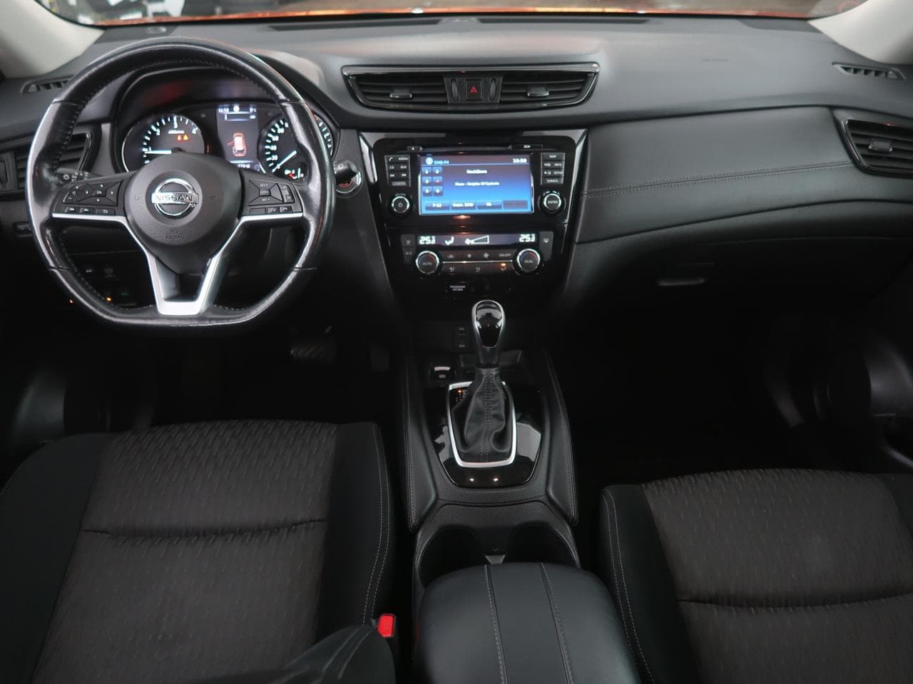 2021 Nissan X-TRAIL - 10