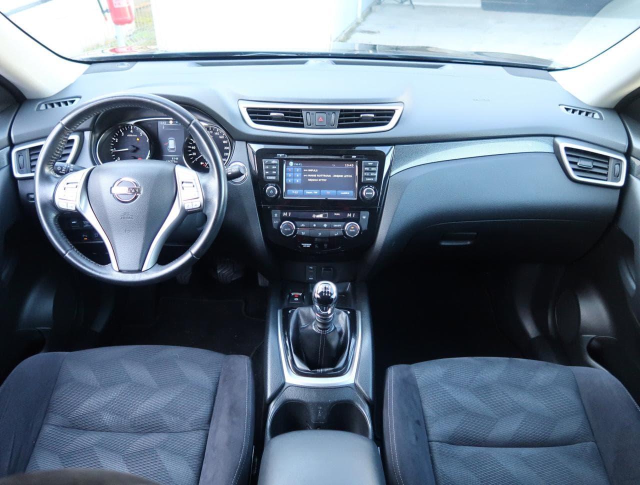 2015 Nissan X-Trail - 10