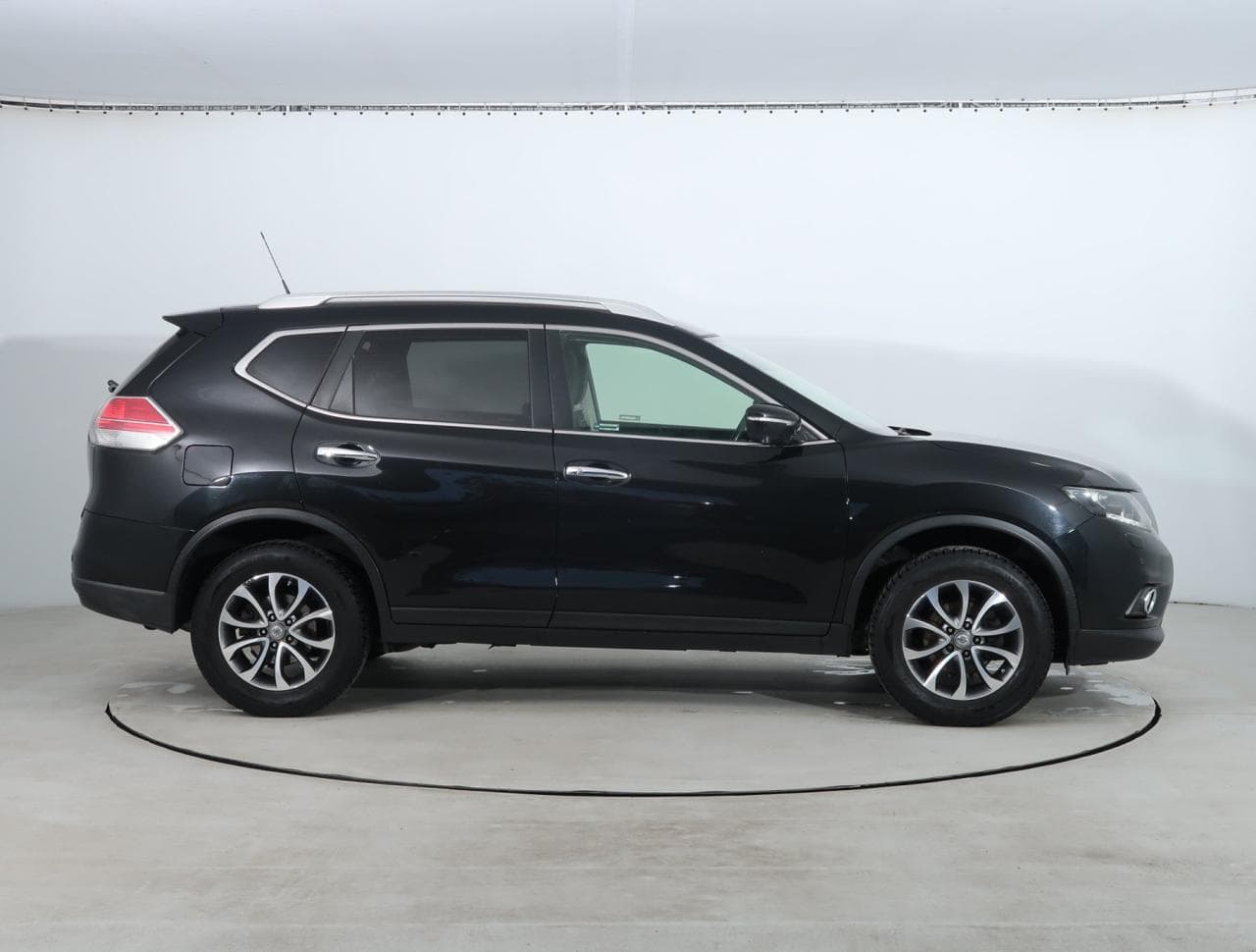 2015 Nissan X-Trail - 8