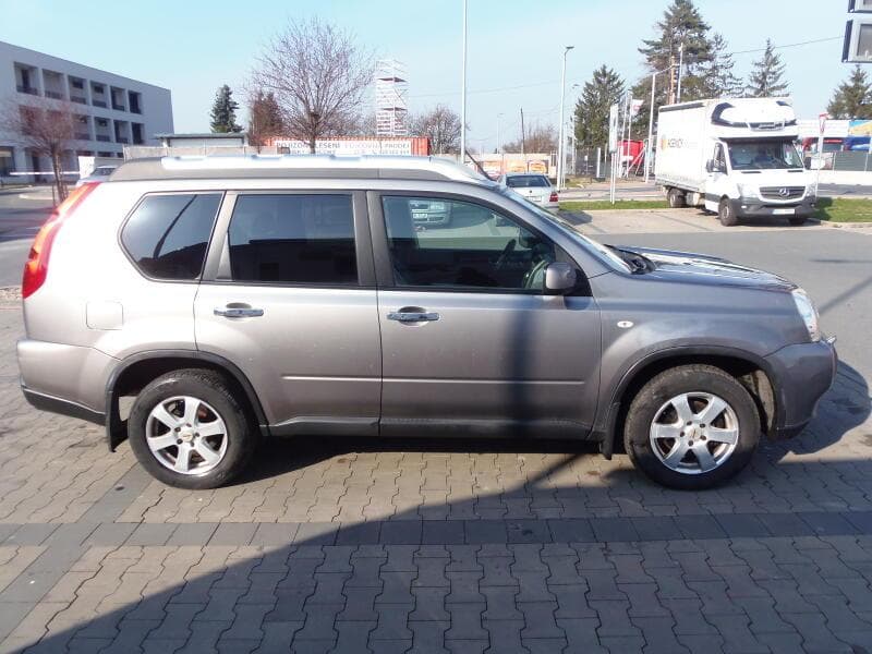 2010 Nissan X-Trail - 7