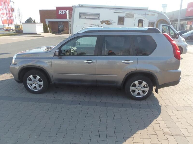 2010 Nissan X-Trail - 15