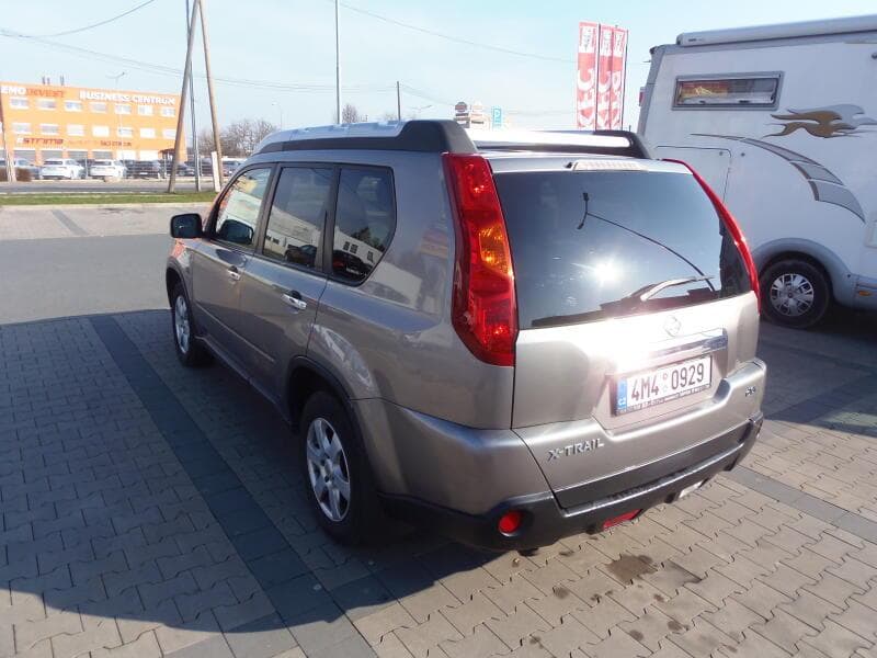 2010 Nissan X-Trail - 13