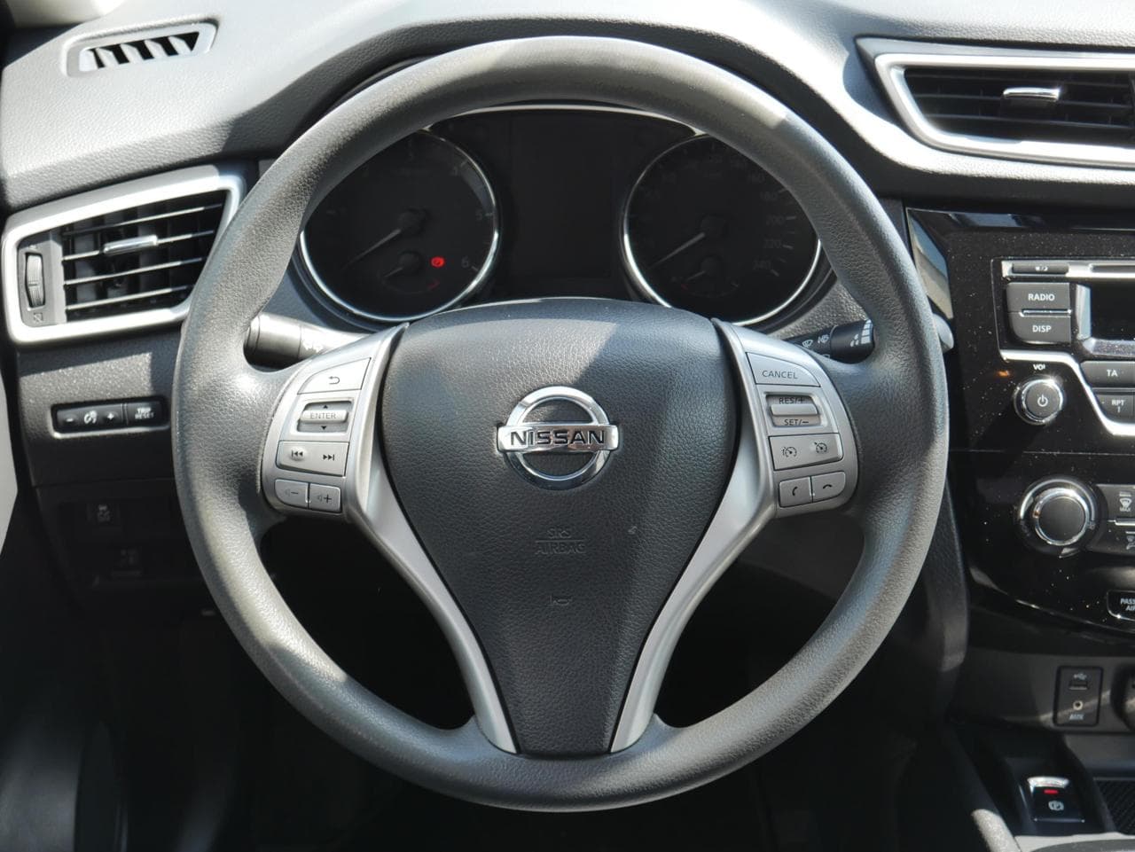 2014 Nissan X-TRAIL - 31