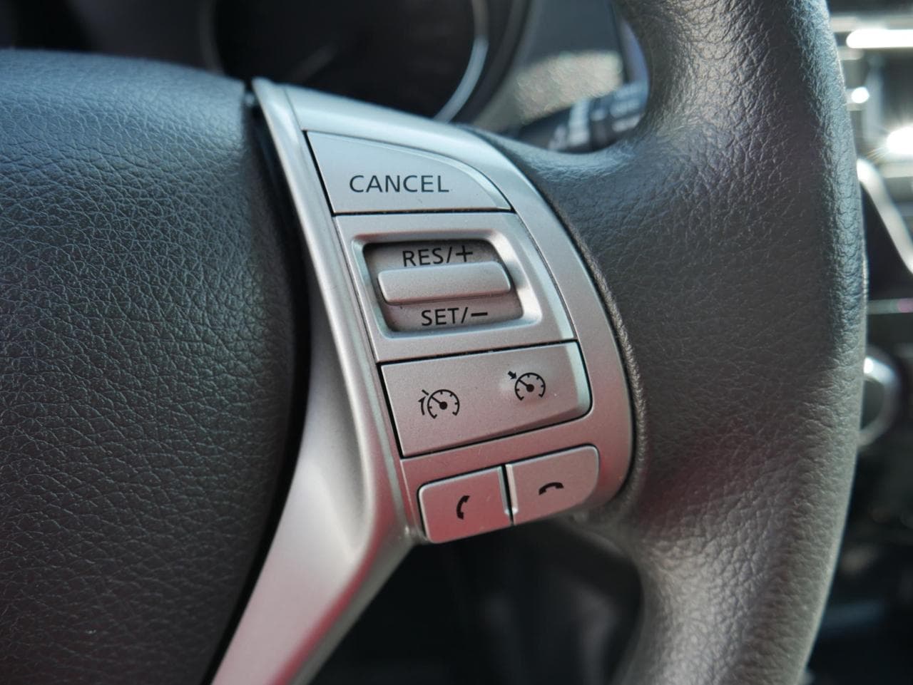 2014 Nissan X-TRAIL - 30