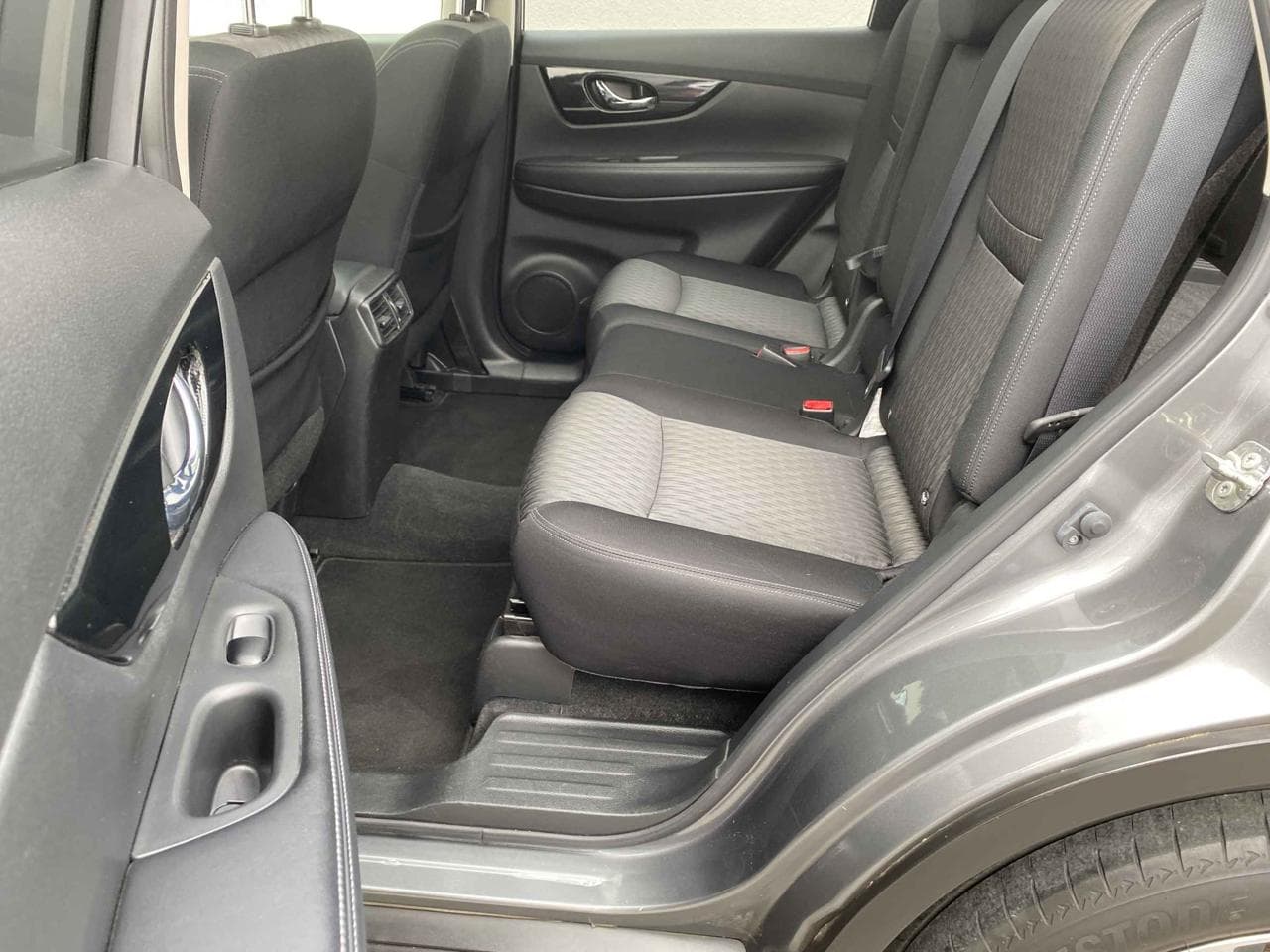 2020 Nissan X-TRAIL - 10