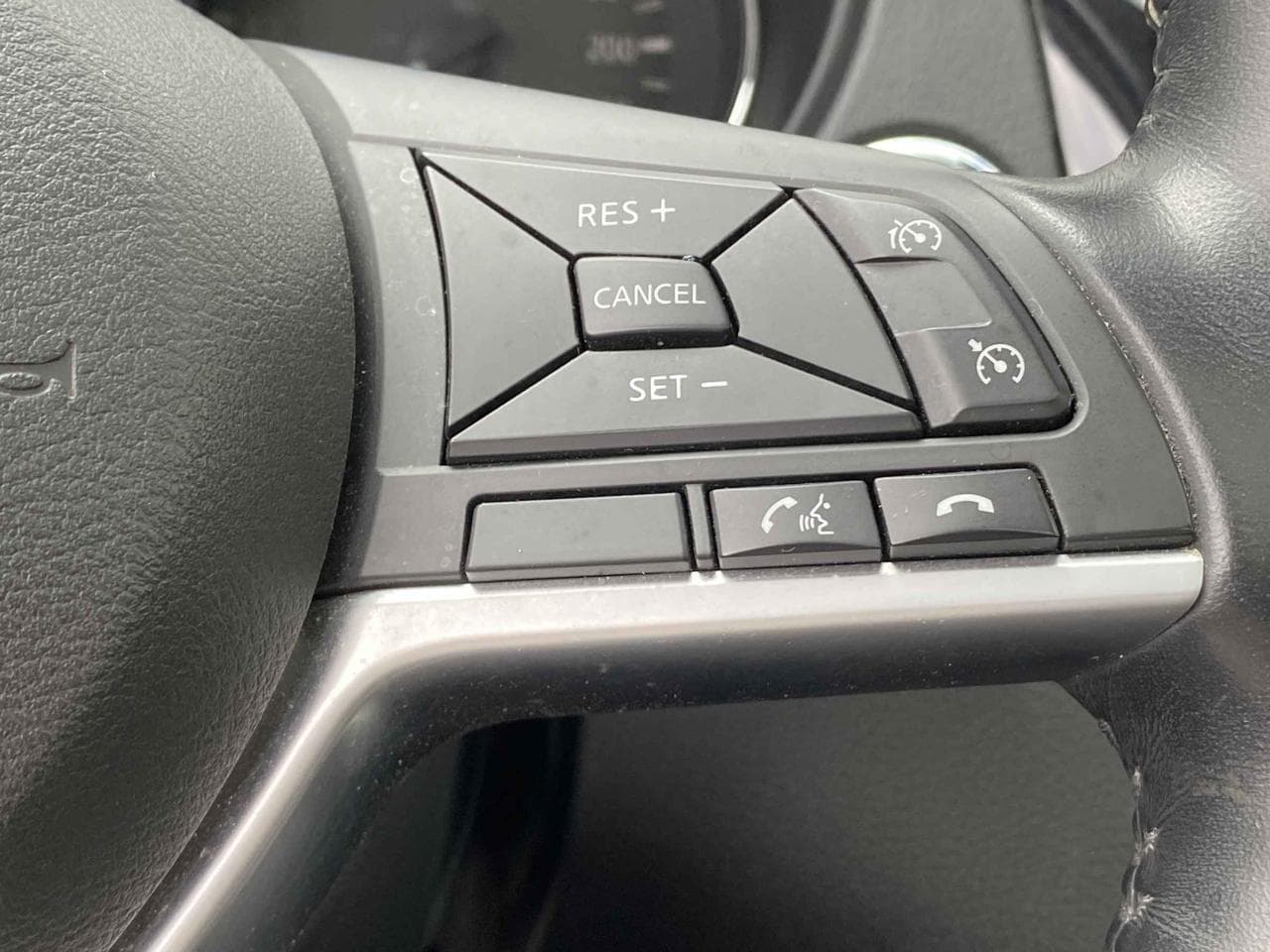 2020 Nissan X-TRAIL - 13