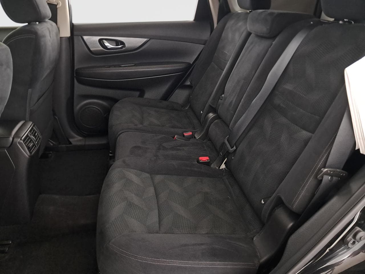 2015 Nissan X-TRAIL - 15