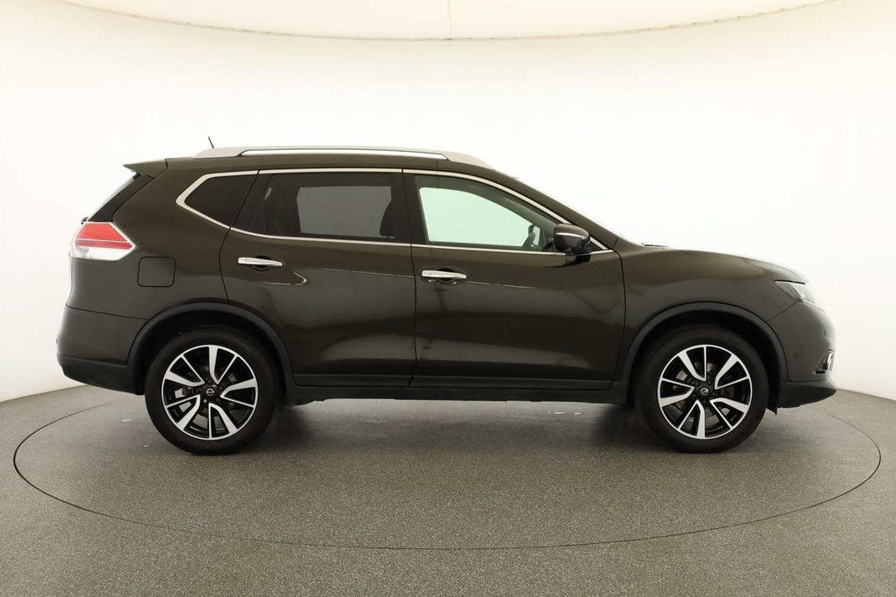 2017 Nissan X-TRAIL - 8