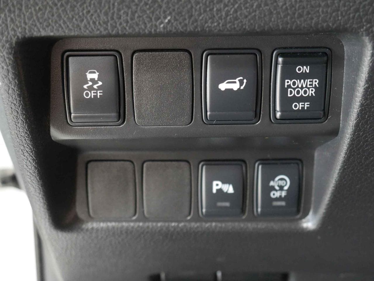 2016 Nissan X-TRAIL - 19