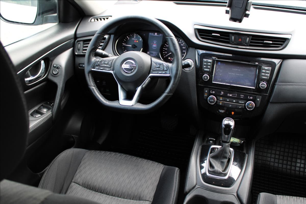2018 Nissan X-TRAIL - 11