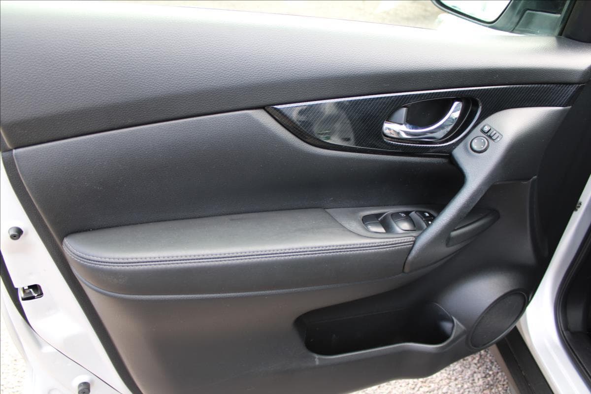 2018 Nissan X-TRAIL - 16