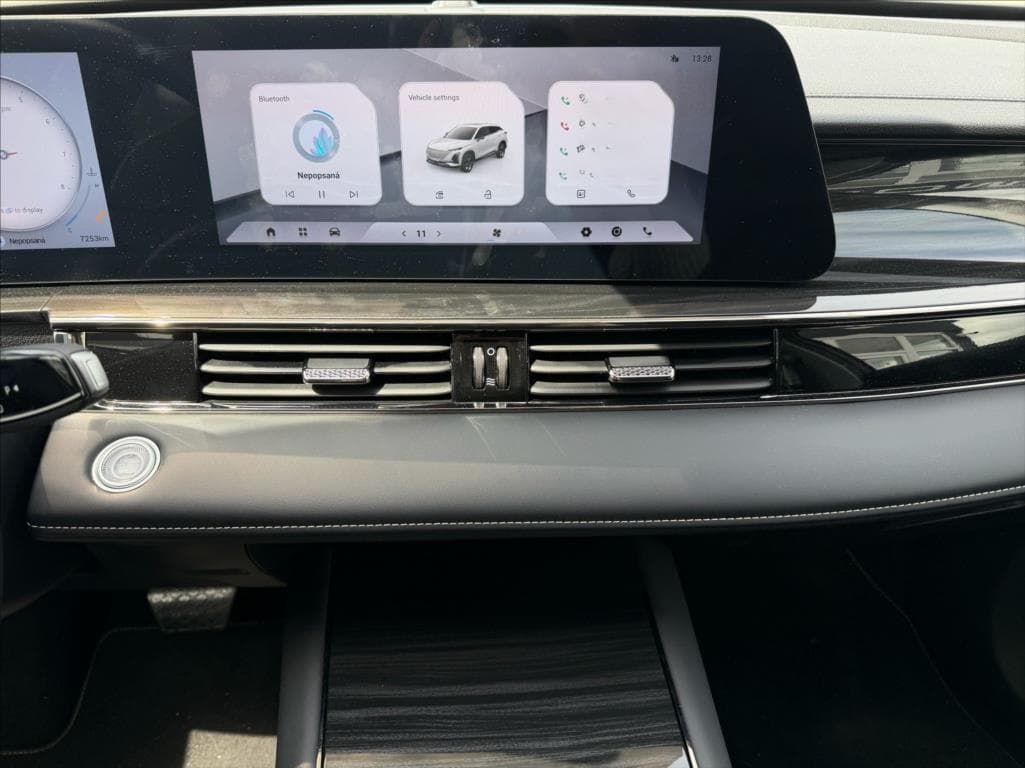 2026 Omoda 5 - 8