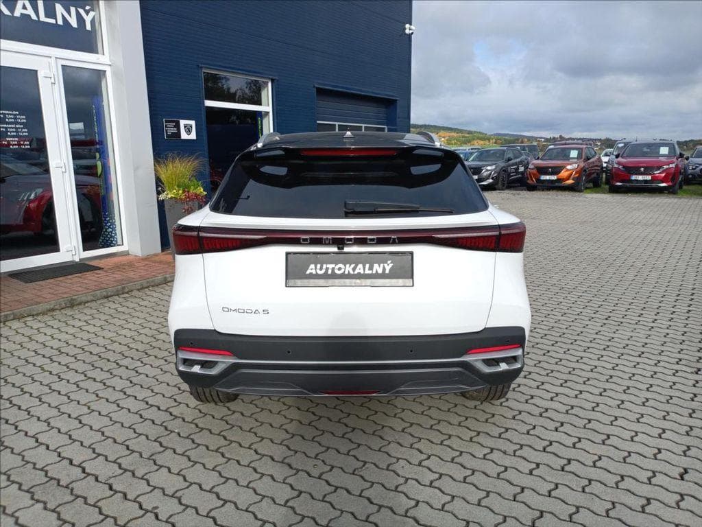 2026 Omoda 5 - 11