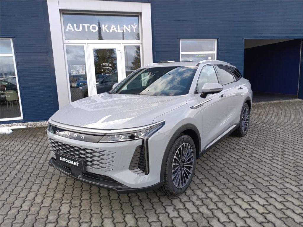 Omoda 9 Premium Premium 1,5 TGI 537k,S SUV